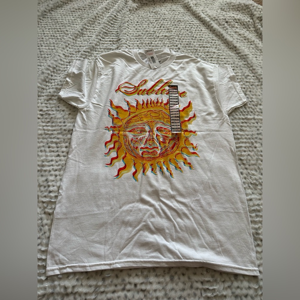 Sublime tee size Medium